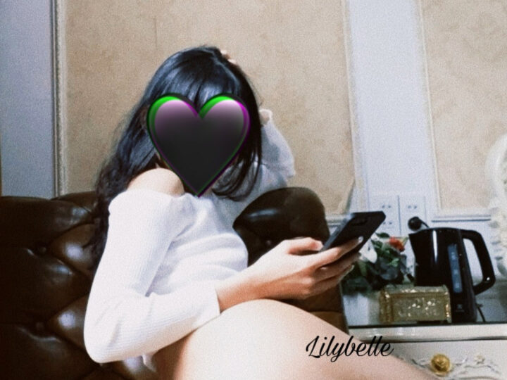Ảnh 10 của Trọn Bộ lộ clip sex Đặng Thị Băng Tâm 2k2 gái xinh đại học thương mại khẩu dâm cực nứng (Full Clip + Pic)